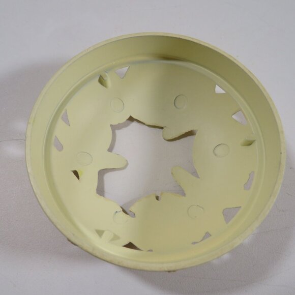 Metal Sea Shell lid embossed candle topper (well made) sturdy, realistic - Picture 6 of 9